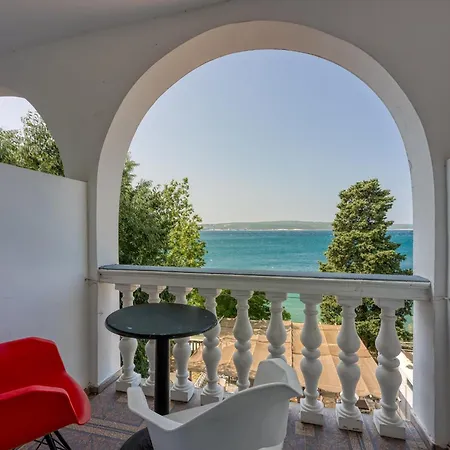 ゲストハウス Martin's ドラマリ