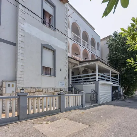 ゲストハウス Martin's ドラマリ